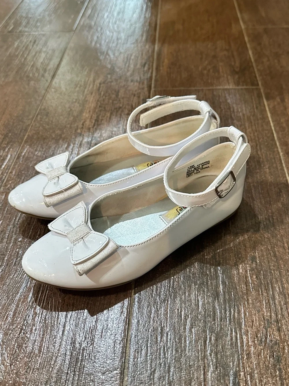 Girls White Bow Ankle-Strap Dress Shoes